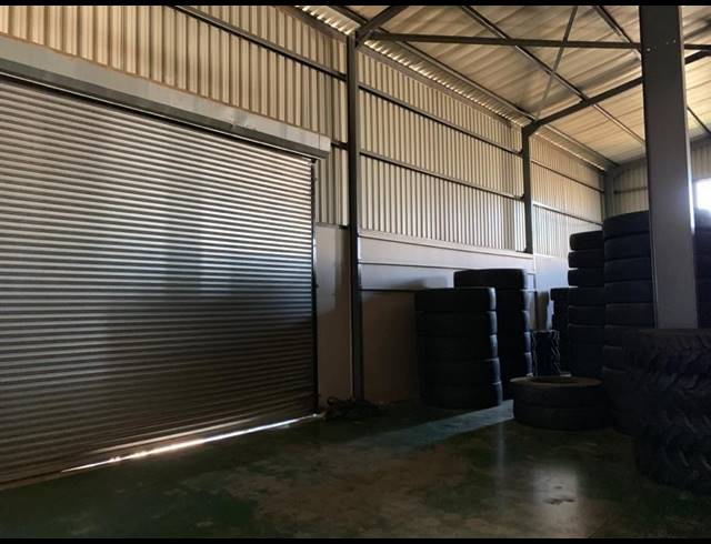 2,310M² WAREHOUSE FOR SALE IN SUNDERLAND RIDGE